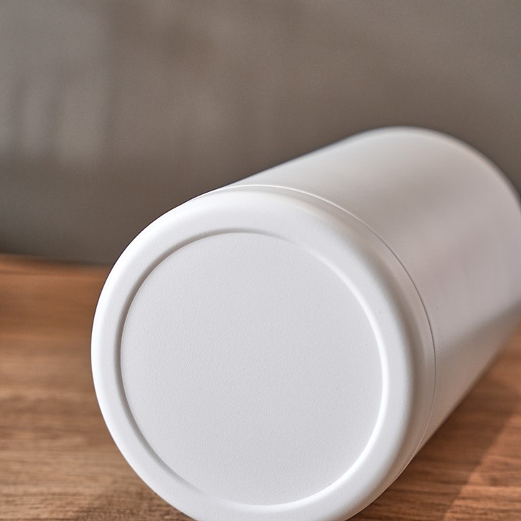 Insulated Jug With Handle Flask Sports Water Bottle - 64oz Insulated Jug With Handle Flask Sports Water Bottle - 64oz